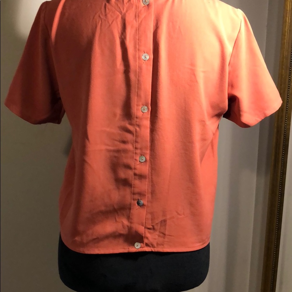 Ladies top - Picture 2 of 2